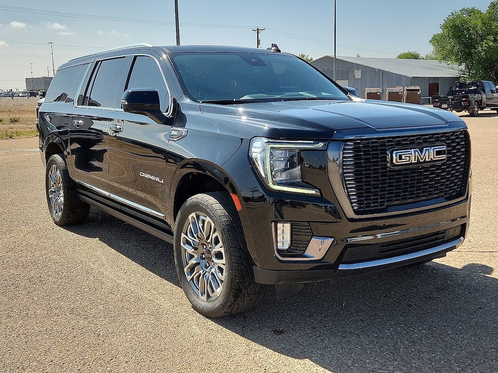 Used 2023 GMC Yukon XL Denali Ultimate Sport Utility