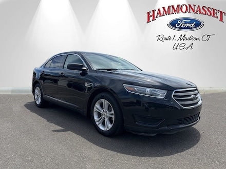 2018 Ford Taurus SE Sedan