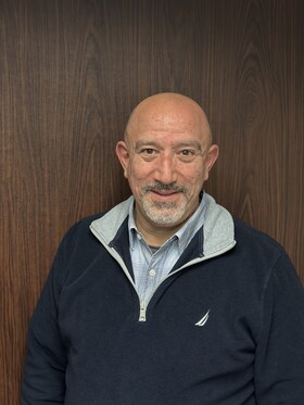 Staff member Tom Caruso from ID_1106d95c5642