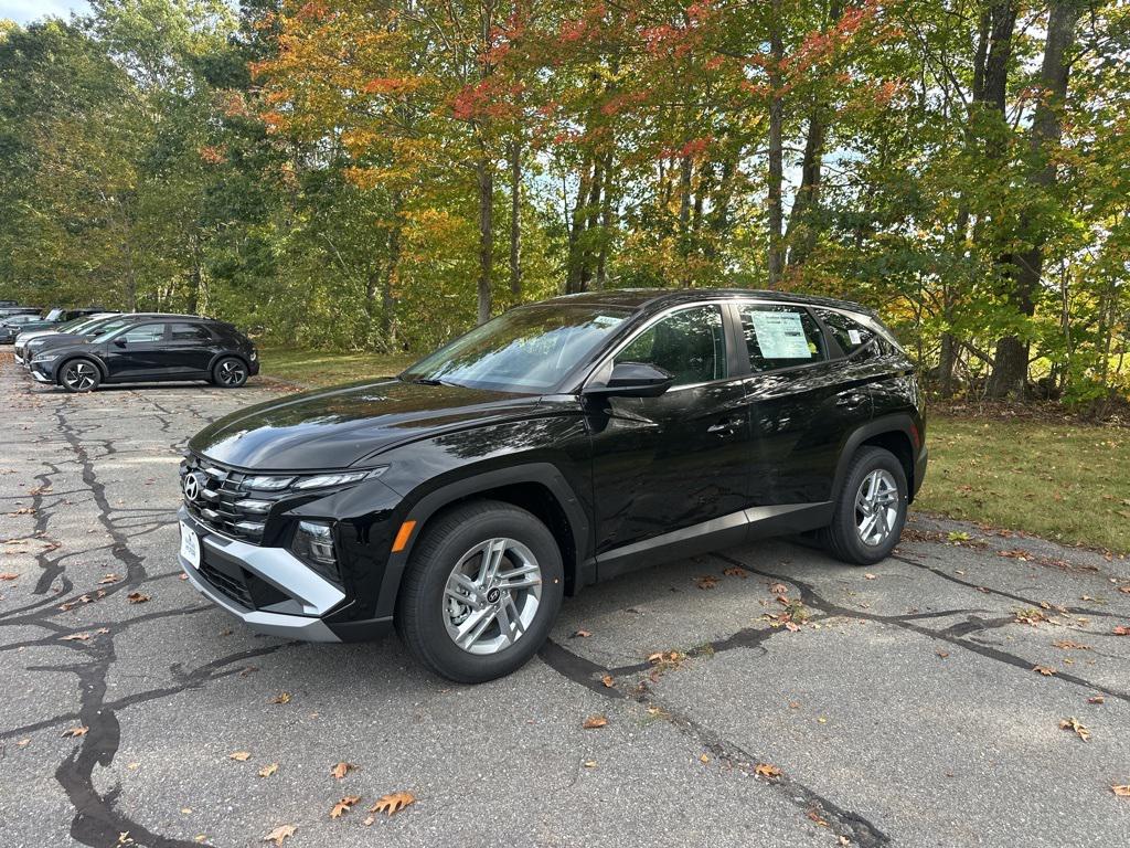 2026 Hyundai Tucson SE's photo