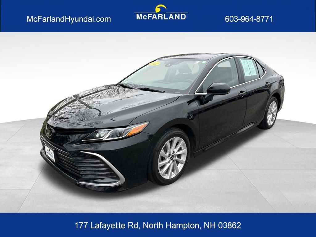 2022 Toyota Camry LE