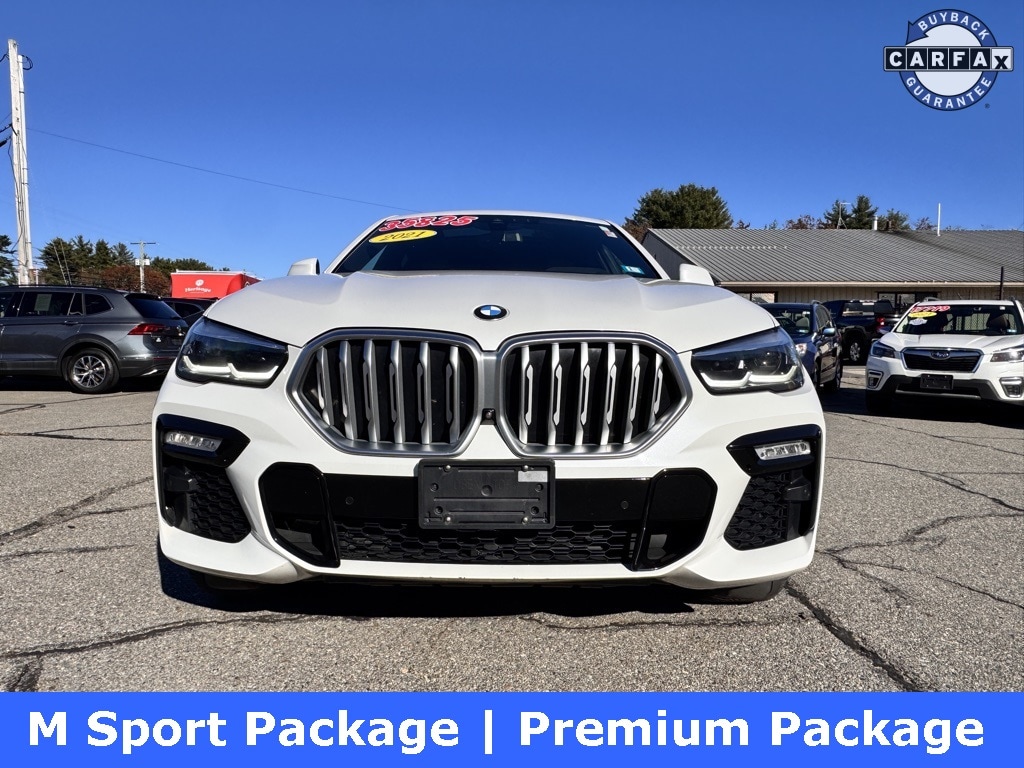 2021 BMW X6 40i's photo