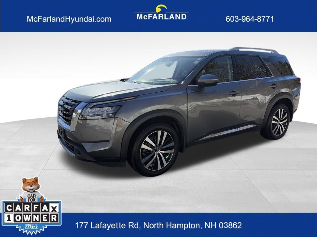 2024 Nissan Pathfinder Platinum 4WD's photo