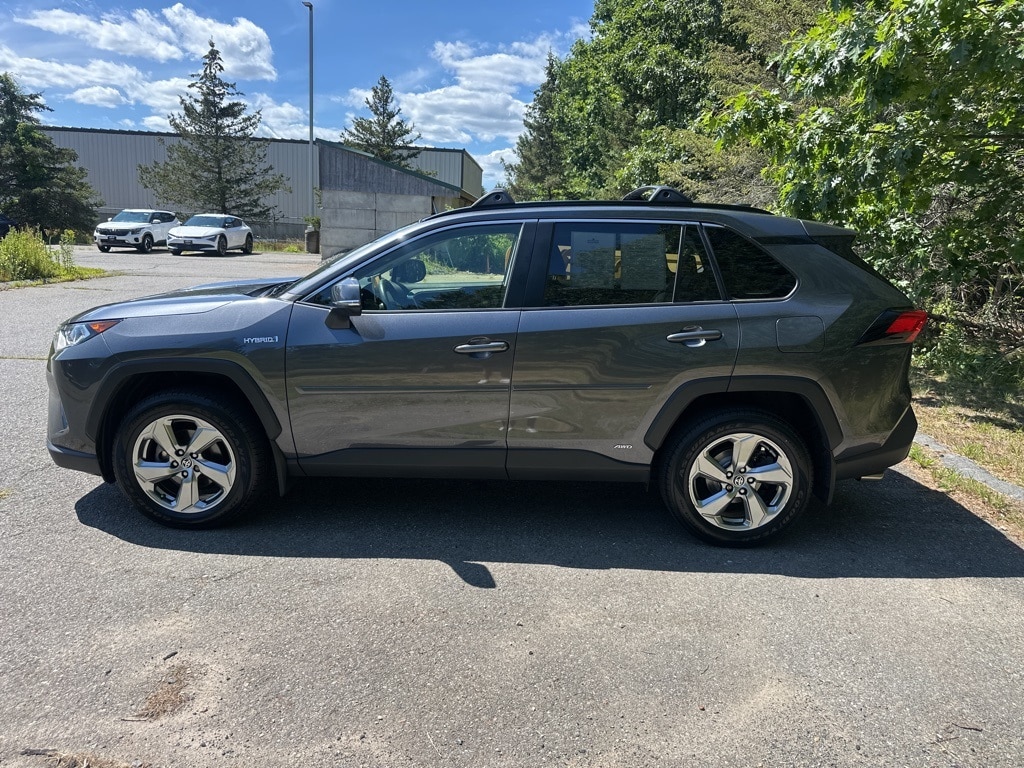Used 2021 Toyota RAV4 XLE Premium with VIN JTMB6RFV9MD043068 for sale in Northfield, Minnesota