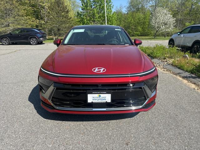 2025 Hyundai Sonata Hybrid Limited photo 2