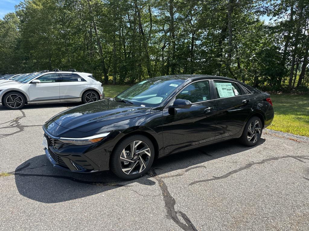 2025 Hyundai Elantra Sedan 