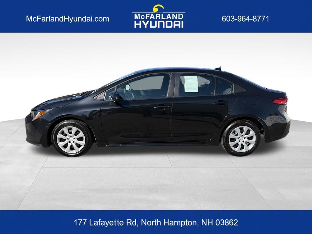 Used 2021 Toyota Corolla LE with VIN 5YFEPMAE6MP212254 for sale in North Hampton, NH