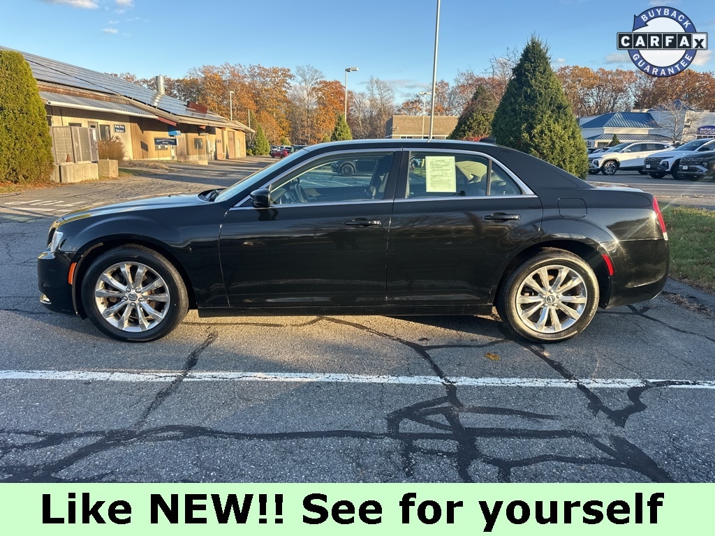 Used 2015 Chrysler 300 Limited Sedan