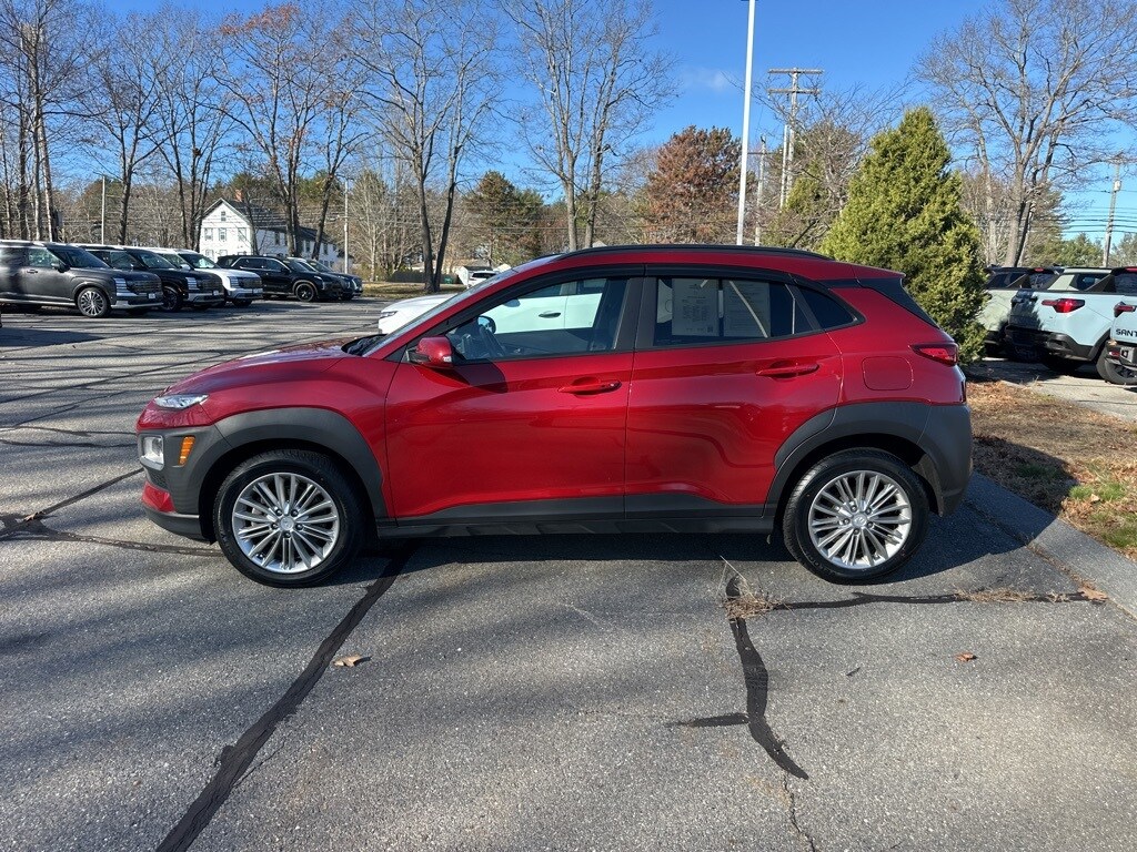 2020 Hyundai Kona SEL photo 2