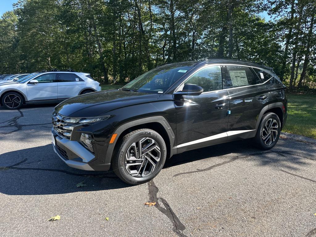 2025 Hyundai Tucson Hybrid SUV 
