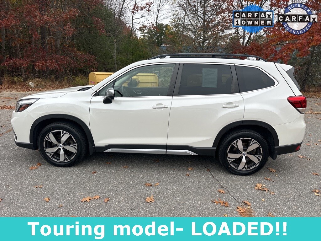 2021 Subaru Forester Touring photo 2