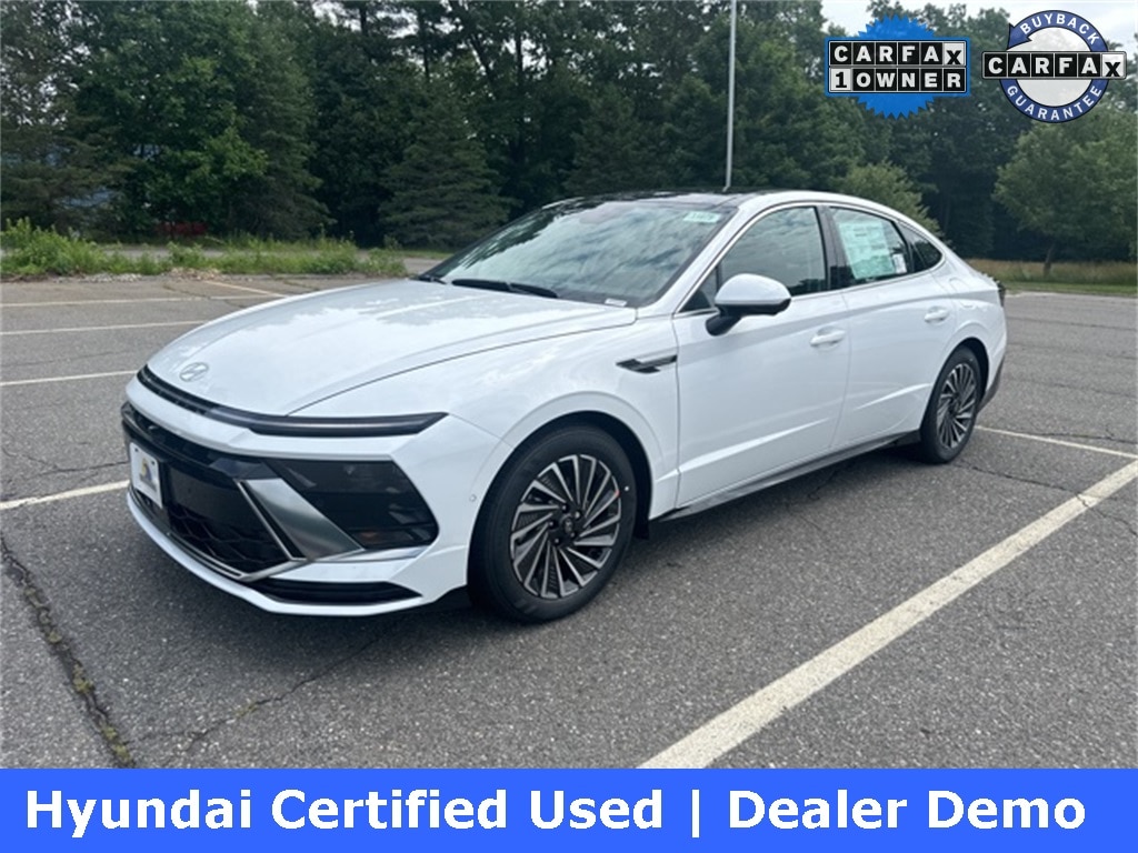 2024 Hyundai Sonata Hybrid Limited's photo