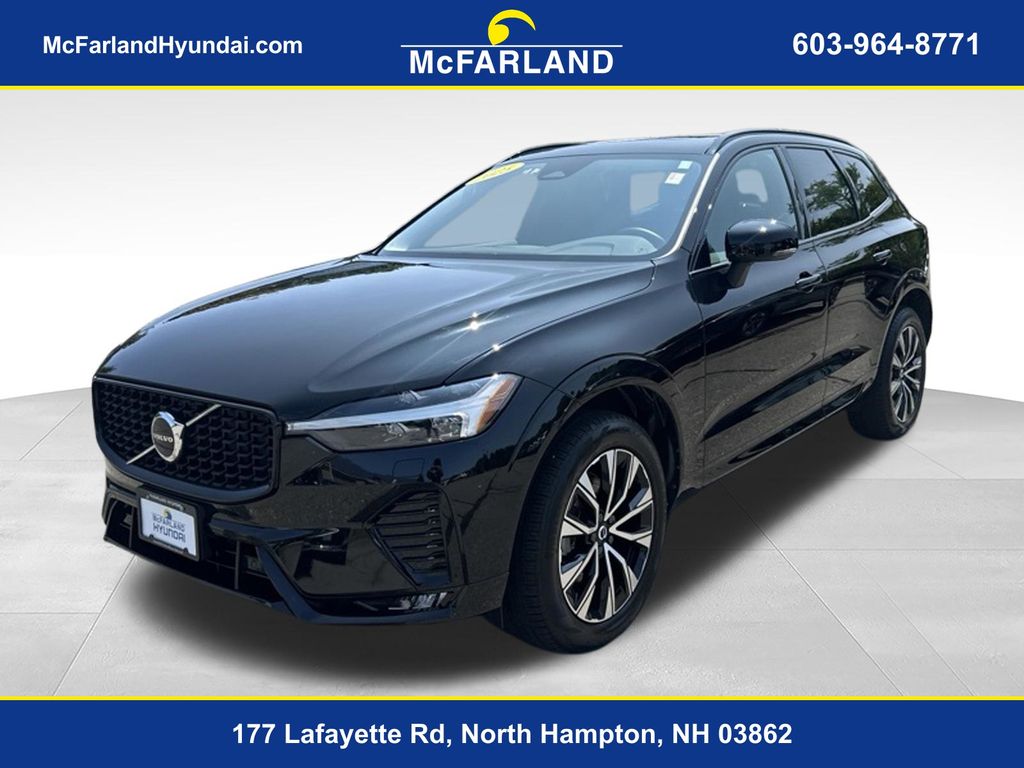 2025 Volvo XC60 Core