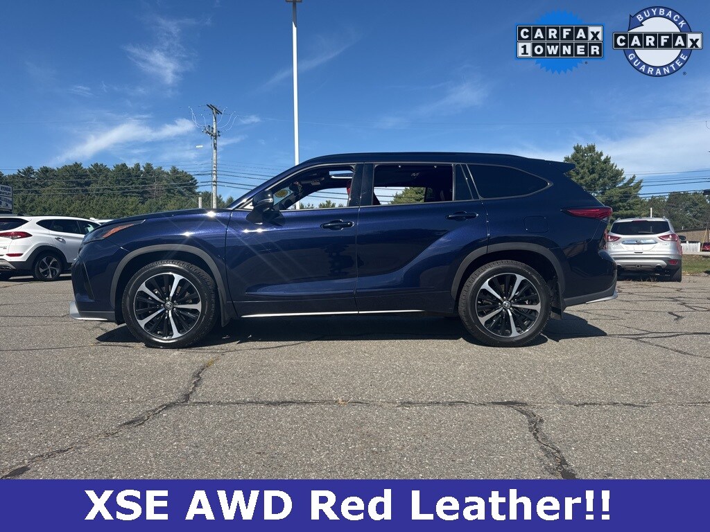 2022 Toyota Highlander XSE photo 2
