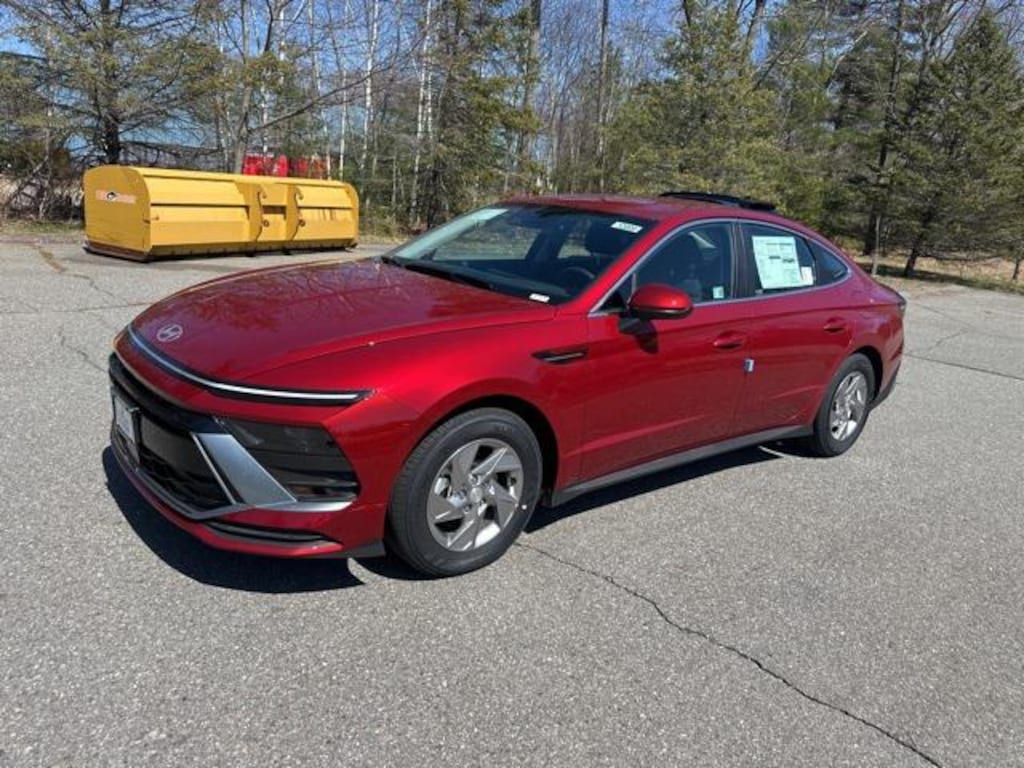 New 2025 Hyundai Sonata SE Sedan