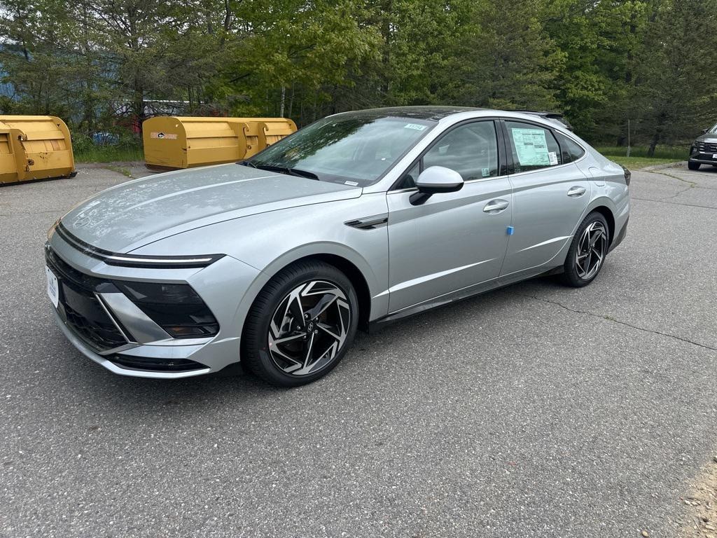 New 2025 Hyundai Sonata SEL Convenience Sedan