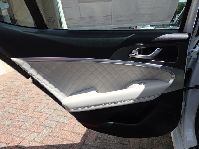 2025 GENESIS G70 Sport Advanced - Photo 20