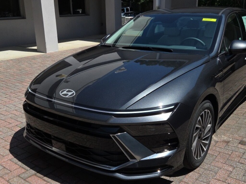 Certified 2025 Hyundai Sonata Hybrid SEL Sedan