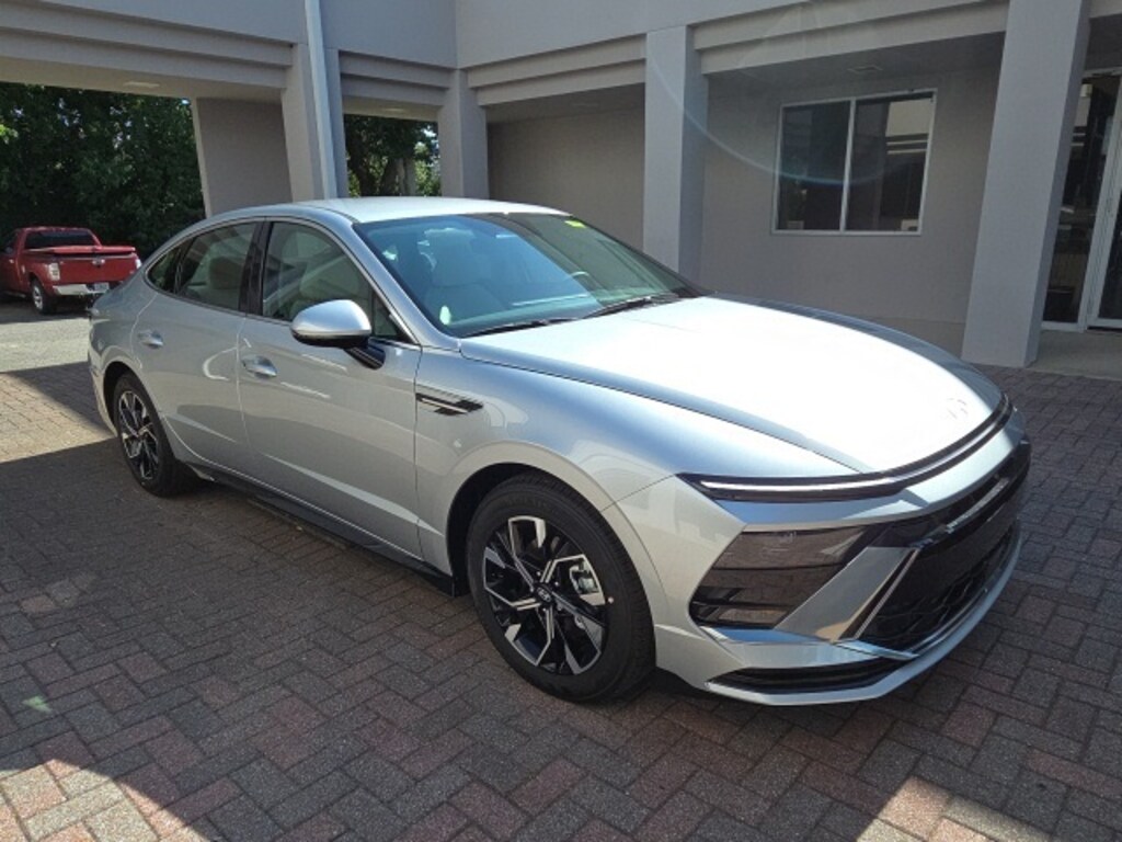 Certified 2025 Hyundai Sonata SEL Sedan