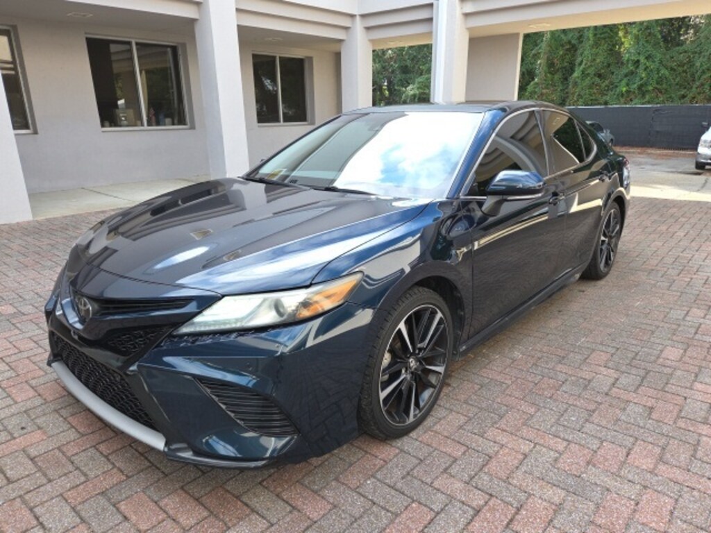 Used 2018 Toyota Camry XSE Sedan
