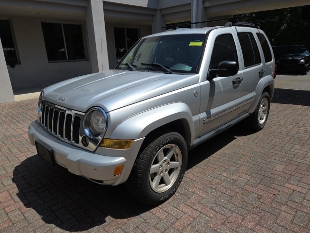 Used 2005 Jeep Liberty Limited with VIN 1J4GL58KX5W684465 for sale in Fort Walton Beach, FL