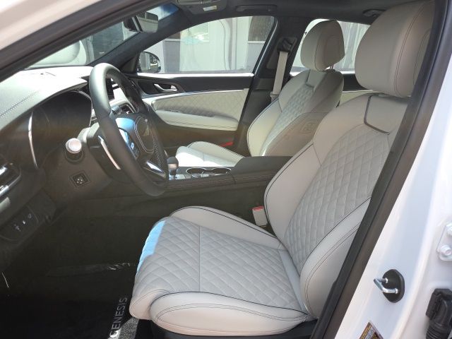 2025 GENESIS G70 Sport Advanced - Photo 17