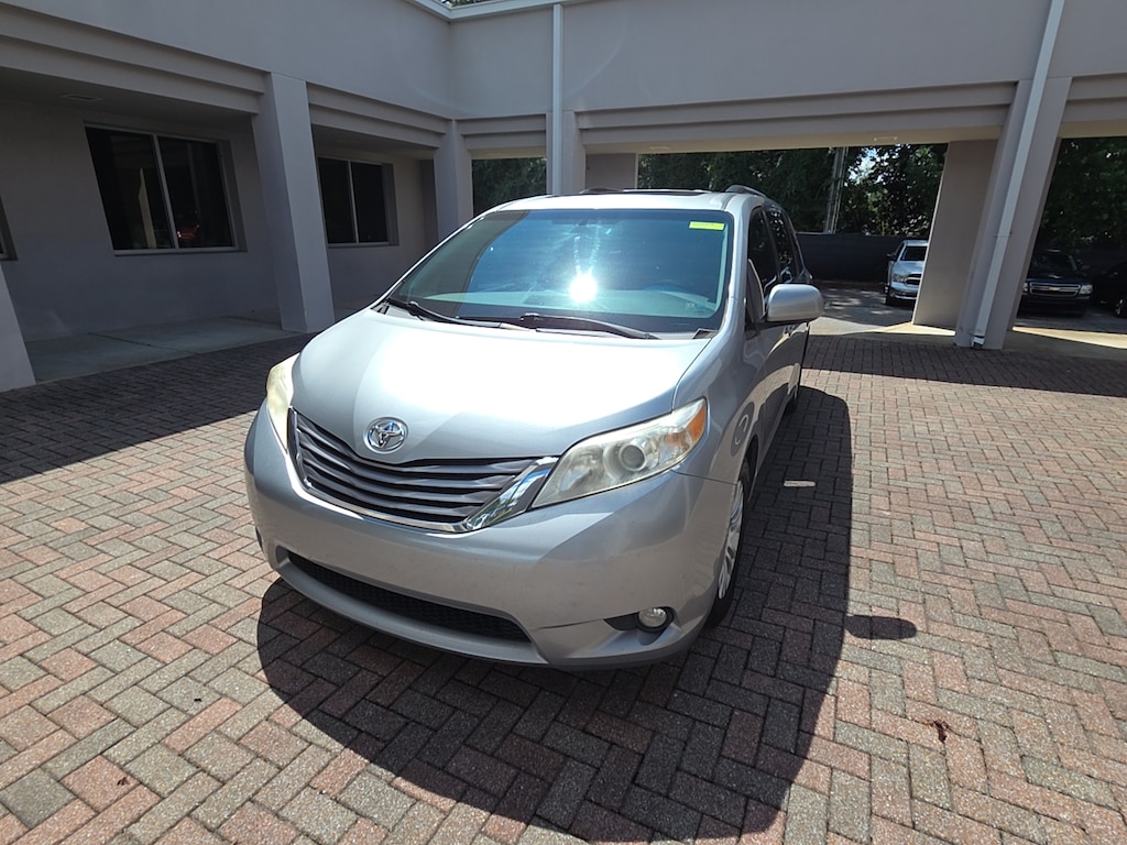 Used 2016 Toyota Sienna Van
