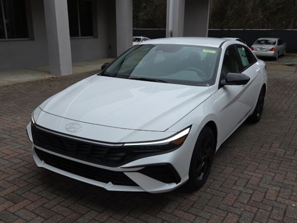 New 2026 Hyundai Elantra SEL Sport Sedan