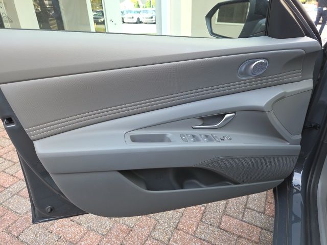2026 Hyundai Elantra SEL Sport - Photo 14