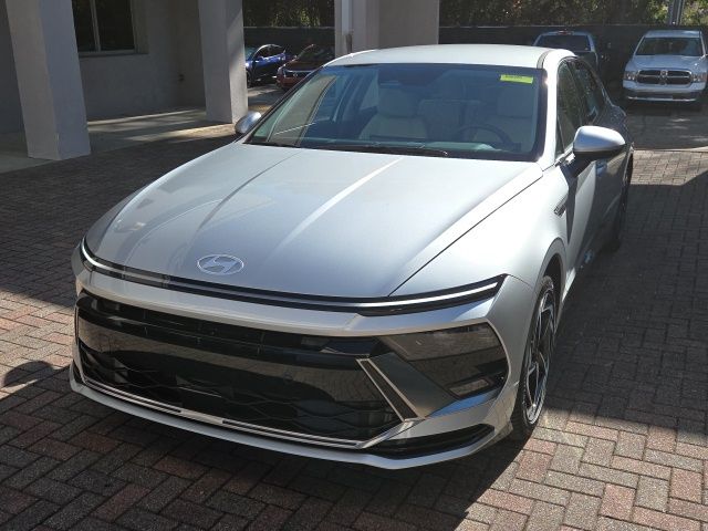 2026 Hyundai Sonata SEL AWD's photo