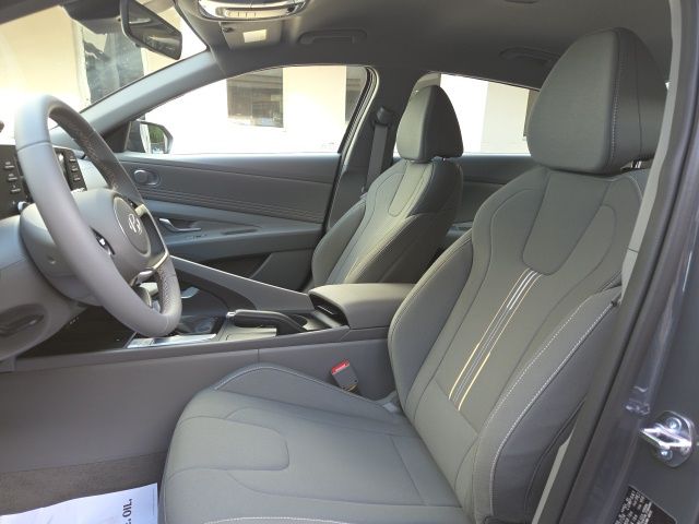 2026 Hyundai Elantra SEL Sport - Photo 16