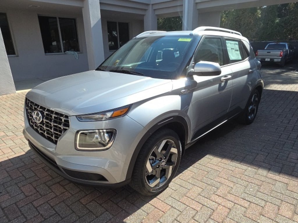 New 2026 Hyundai Venue SEL SUV