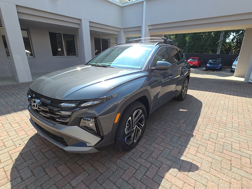 New 2026 Hyundai Tucson SEL Plus FWD SUV