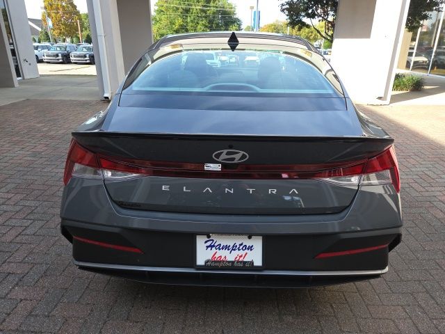 2026 Hyundai Elantra SEL Sport - Photo 7