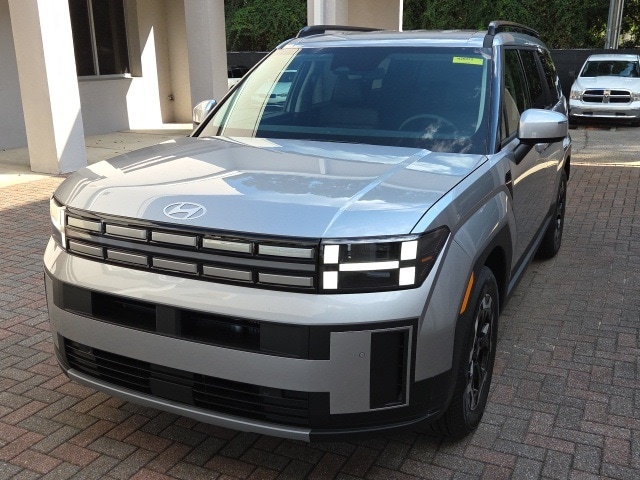 2026 Hyundai Santa Fe SEL's photo