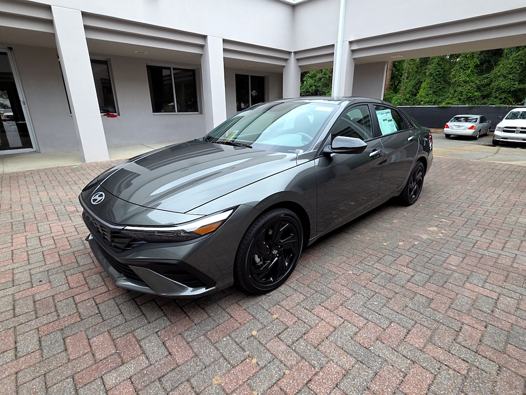 New 2026 Hyundai Elantra SEL Sport Sedan