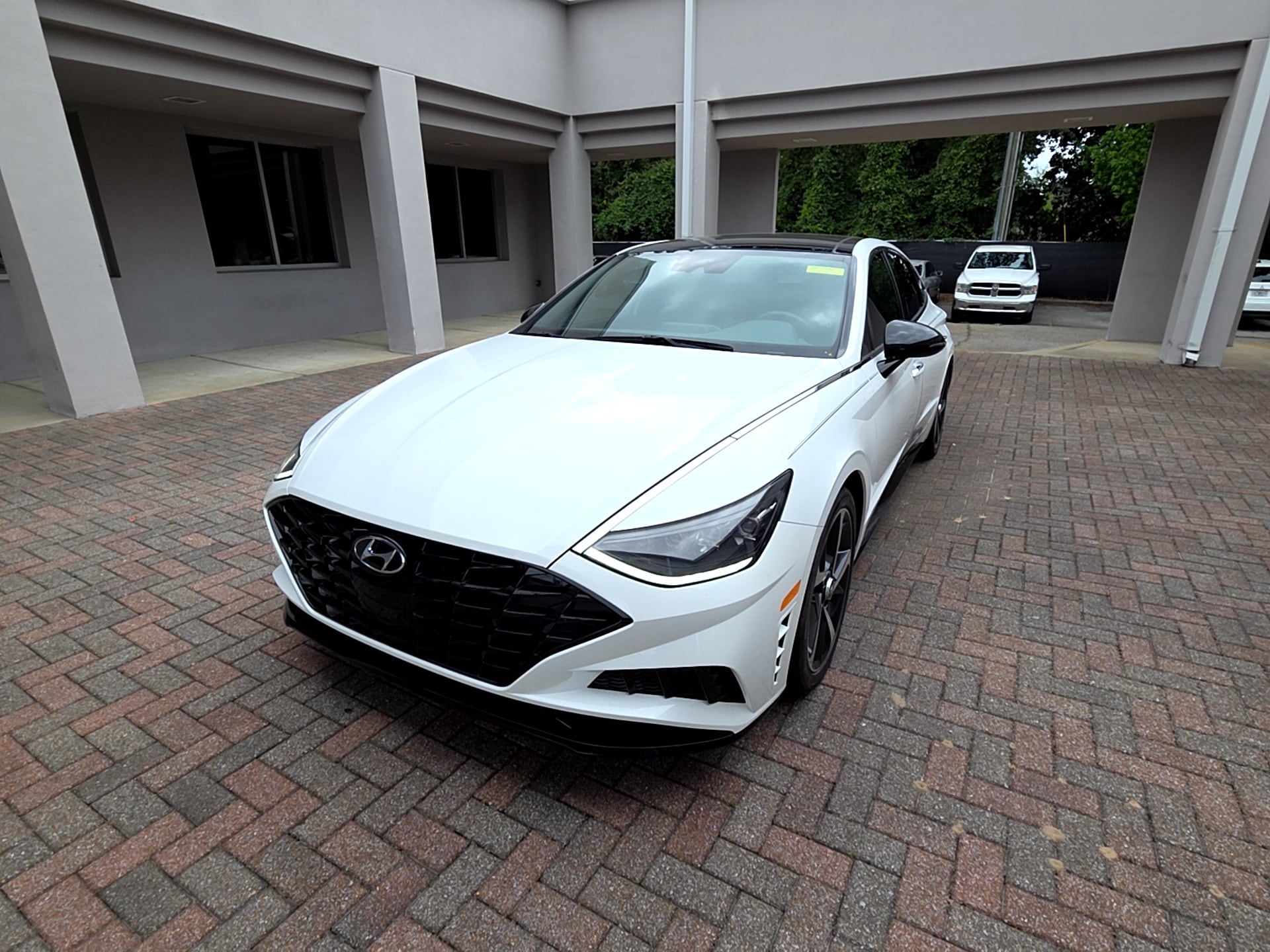 2023 Hyundai Sonata SEL Plus's photo