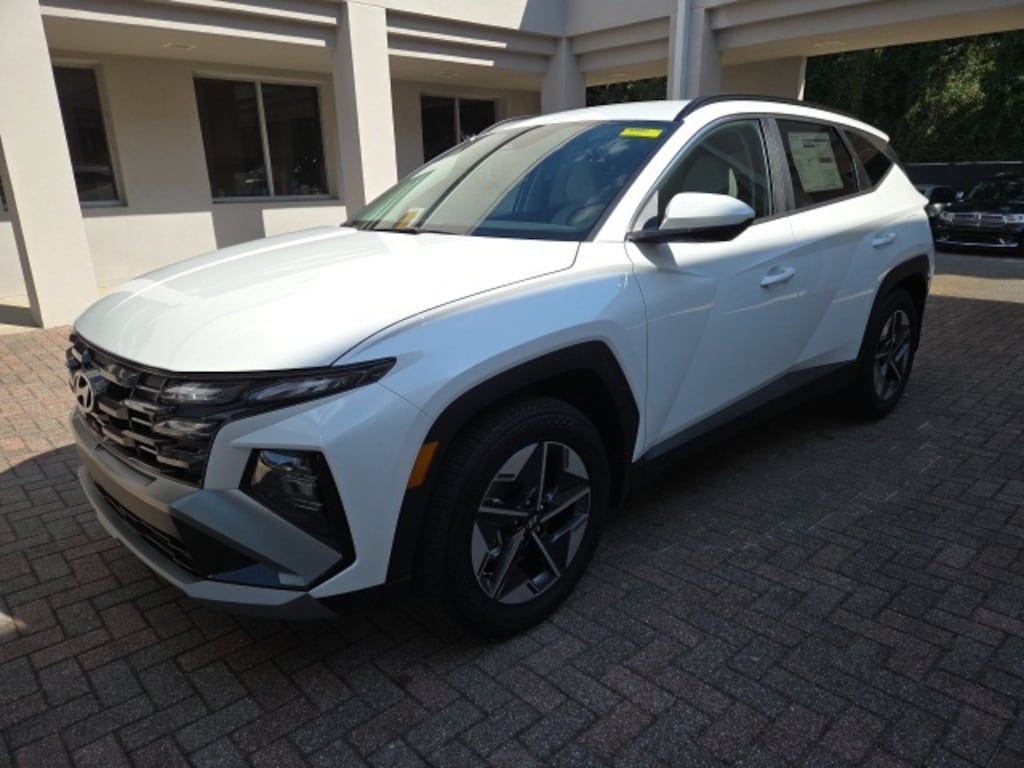 New 2026 Hyundai Tucson SEL FWD SUV