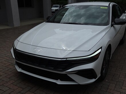 2025 Hyundai Elantra SEL Sport Sedan