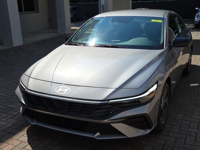 2025 Hyundai Elantra SEL