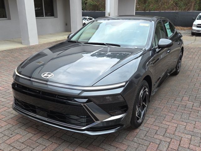 2026 Hyundai Sonata SEL AWD's photo