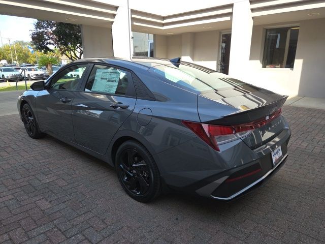 2026 Hyundai Elantra SEL Sport - Photo 9