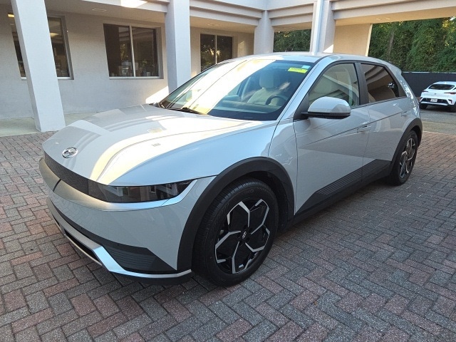 Used 2022 Hyundai IONIQ 5 SEL with VIN KM8KN4AEXNU057166 for sale in Fort Walton Beach, FL