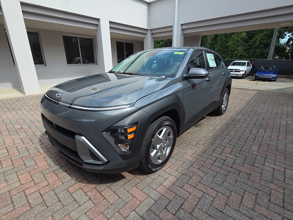 New 2026 Hyundai Kona SE SUV