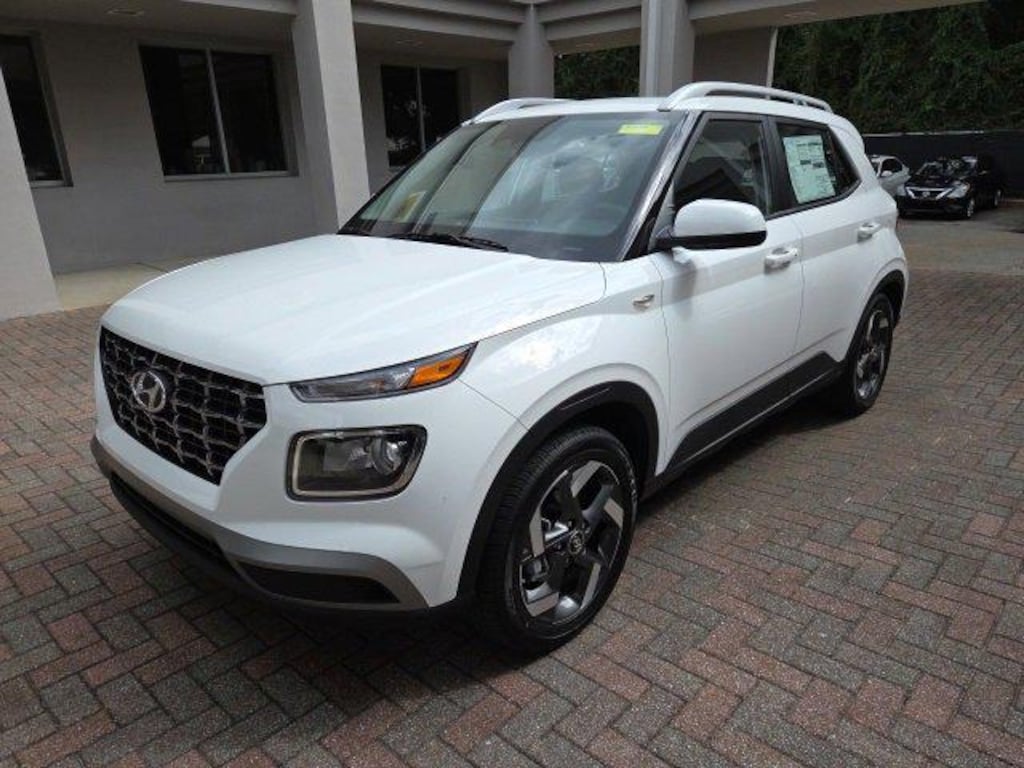New 2026 Hyundai Venue SEL SUV
