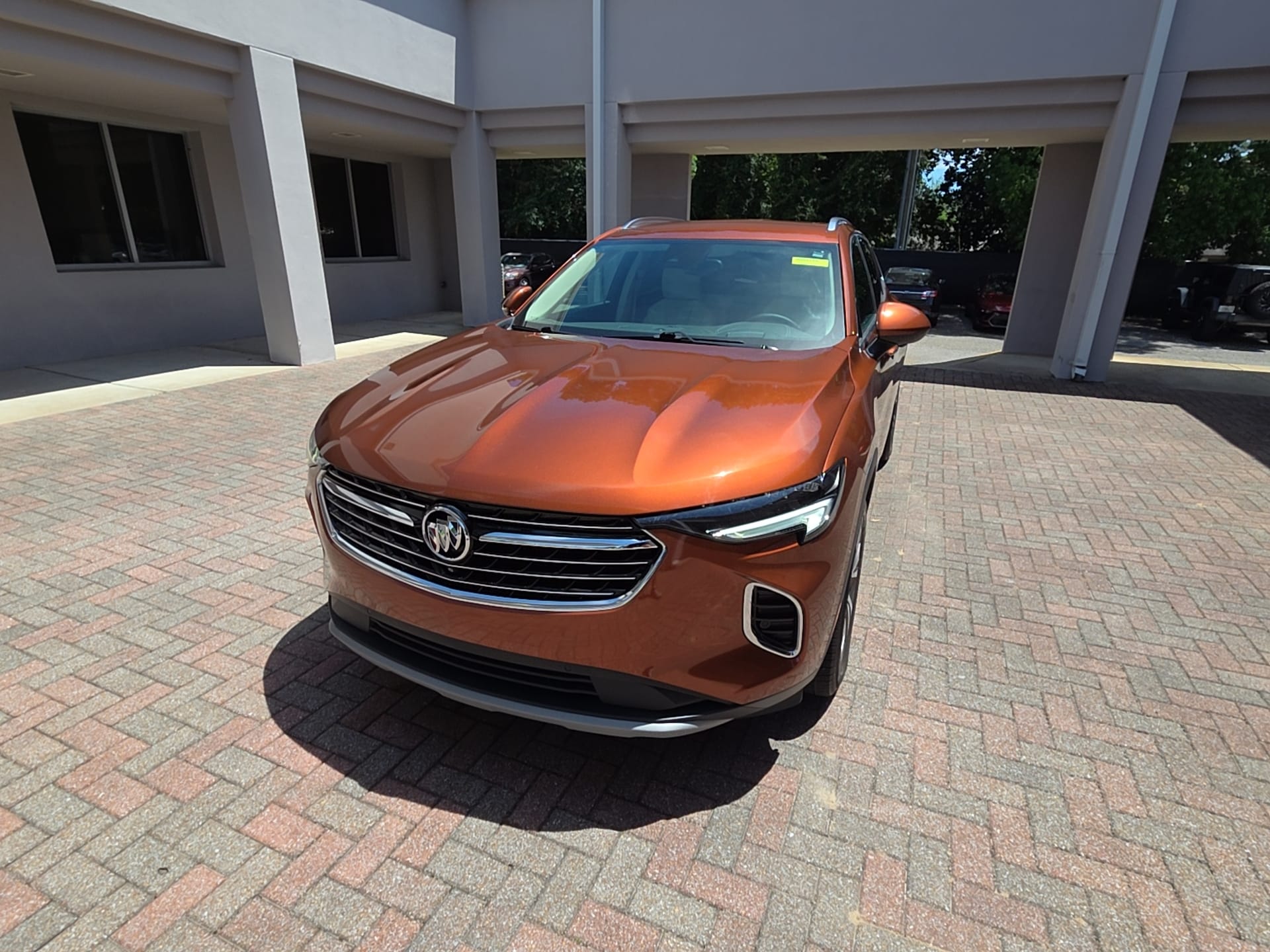 2021 Buick Envision Essence FWD's photo