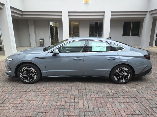 2026 Hyundai Sonata SEL - Photo 10