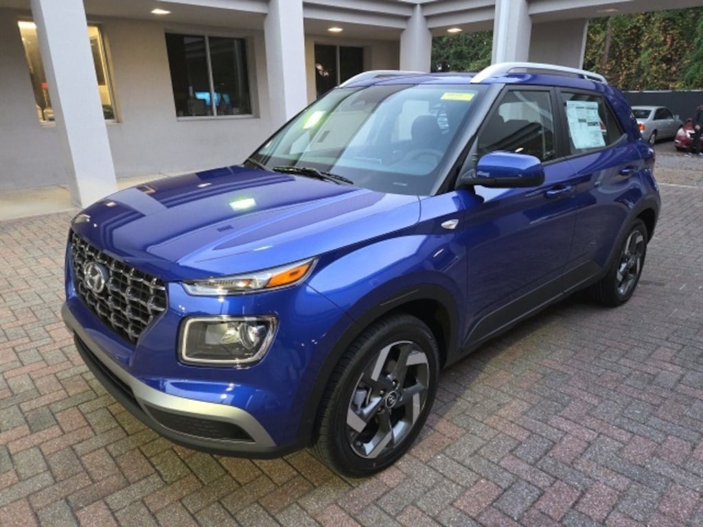 New 2026 Hyundai Venue SEL SUV