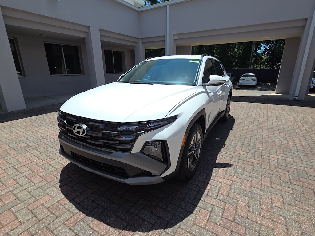 New 2026 Hyundai Tucson SEL Premium FWD SUV