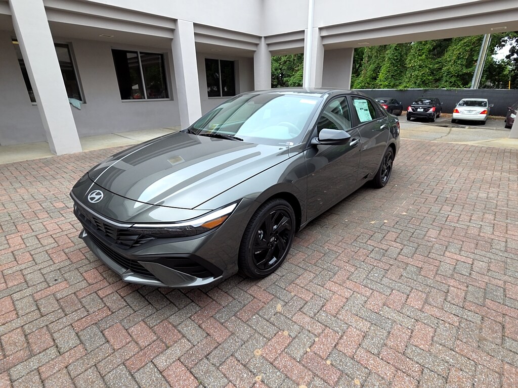 New 2026 Hyundai Elantra SEL Sport Sedan